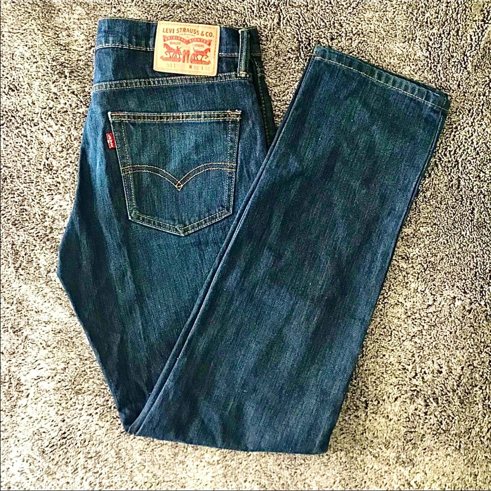 SOLD!!! Levi’s Men’s 511 Slim Fit Dark Wash Jeans